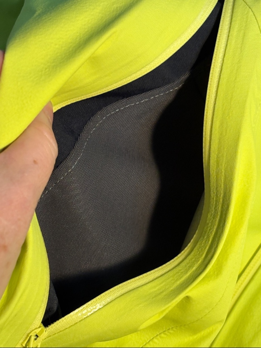 Mountain Hardwear High-Vis Bright Yellow Waterproof Hooded Rain Jacket XL - Picture 15 of 15